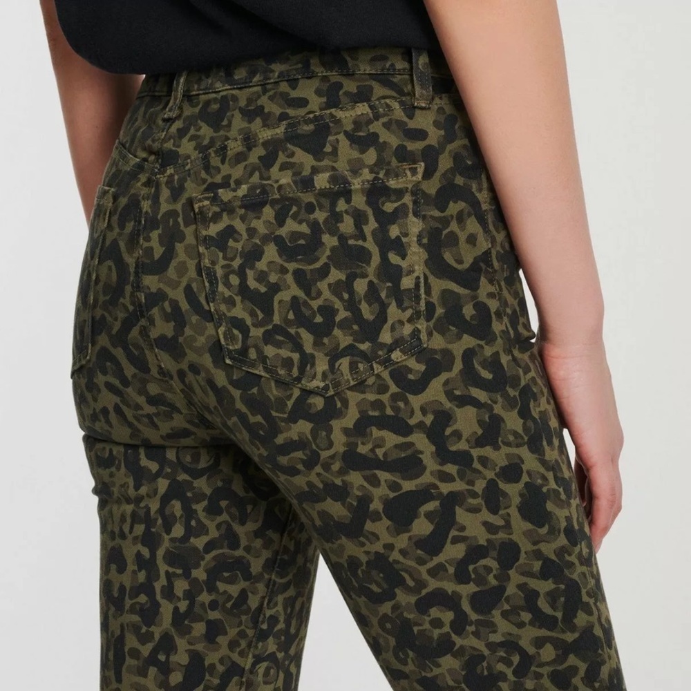 J Brand green animal, camo skinny jeans  - Picture 2 of 6